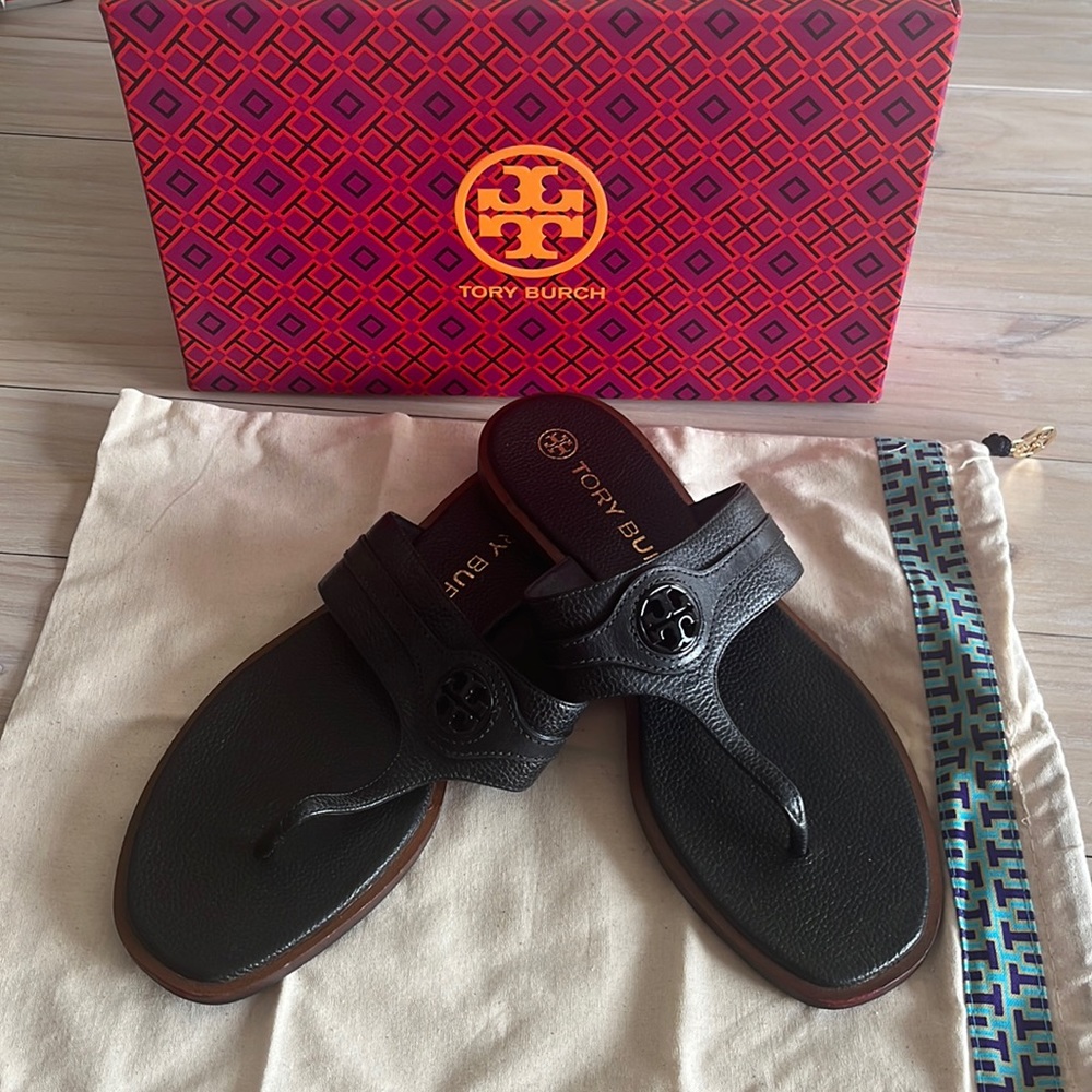 Tory Burch leather sandals worn once inside